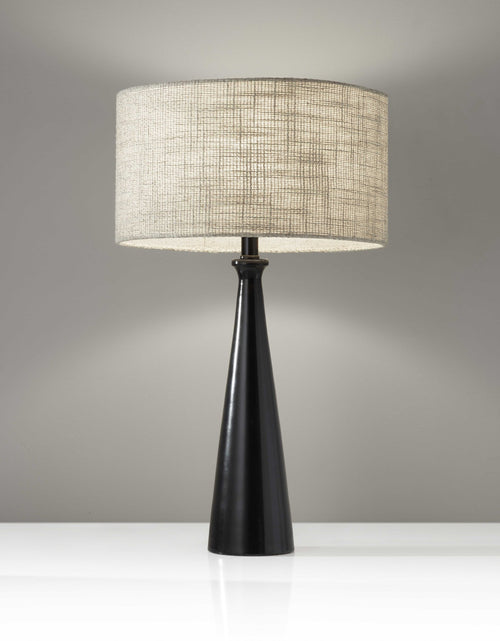 Load image into Gallery viewer, Metal Base Table Lamp
