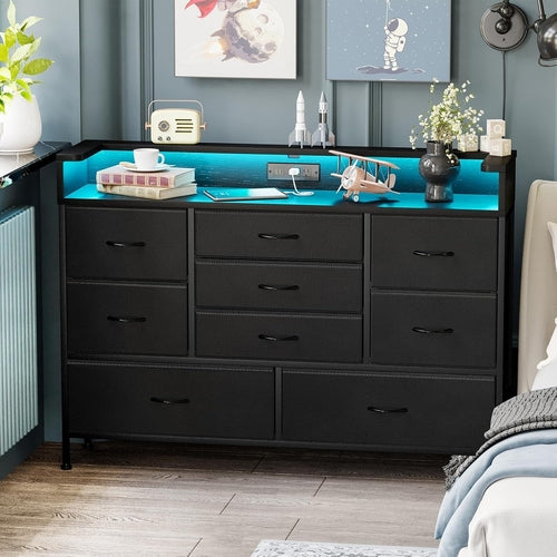 Modern Dresser with 9 Drawers