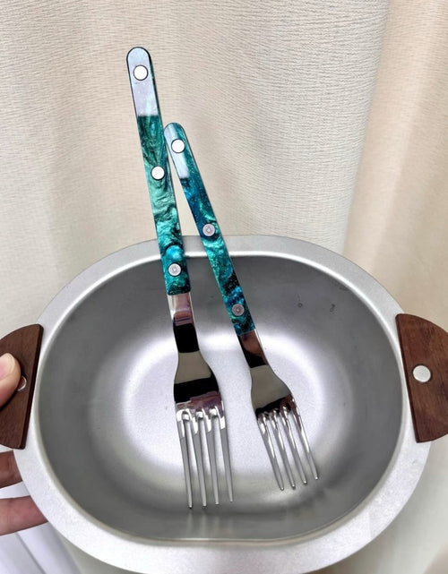 Load image into Gallery viewer, Modern Elegant Terra Flatware - Bistrot Style Cutlery

